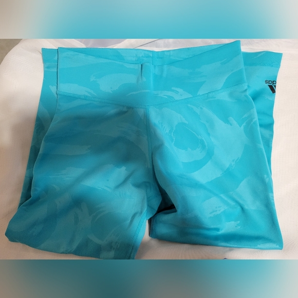 Addidas crop leggings - Picture 3 of 3